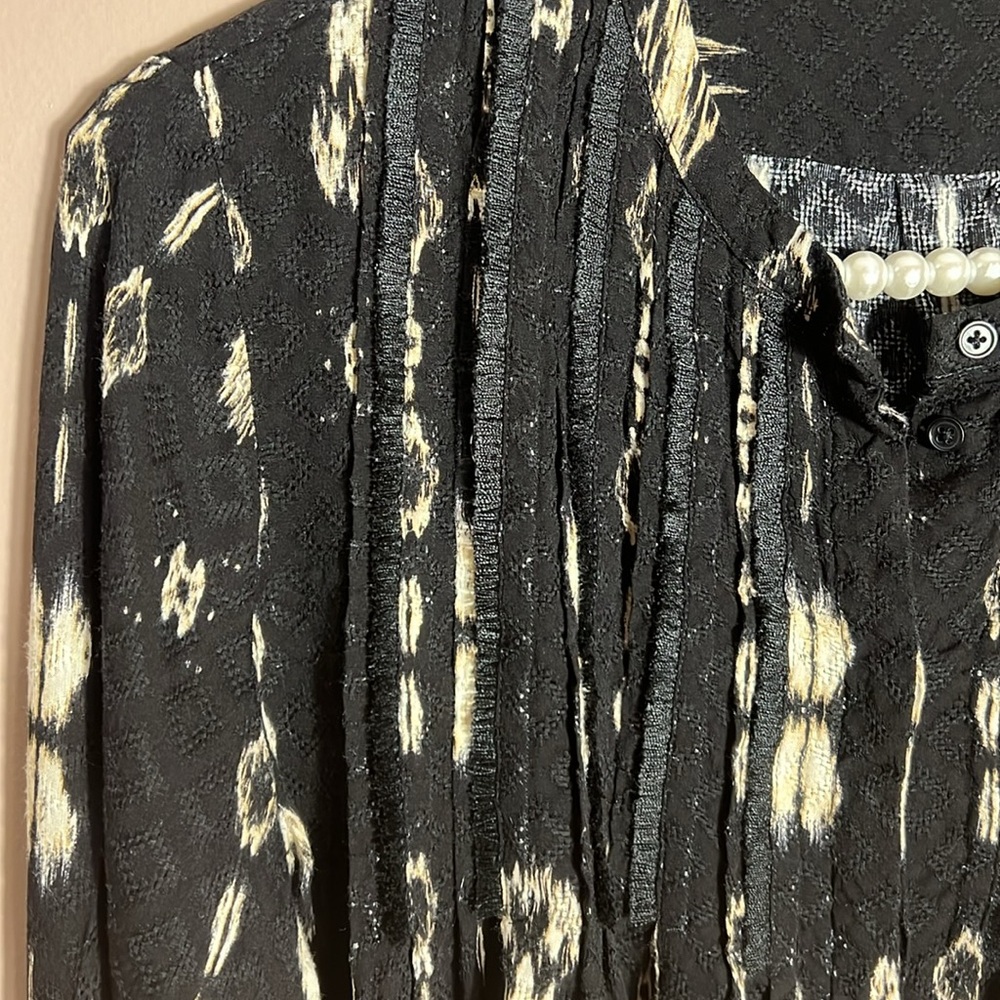 Massimo Dutti Black and Tan Long Sleeve Blouse - Picture 2 of 8